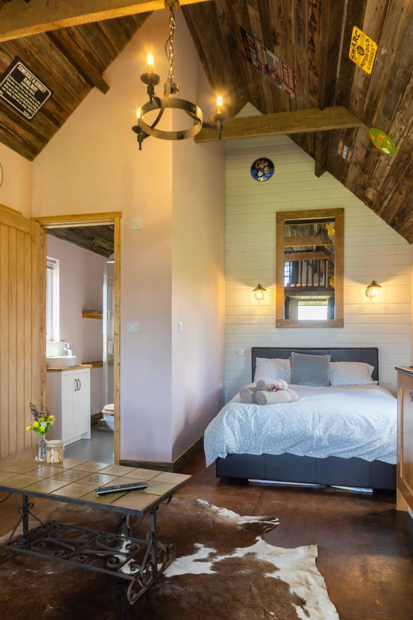 Lake View Lodges Long Melford Exterior foto