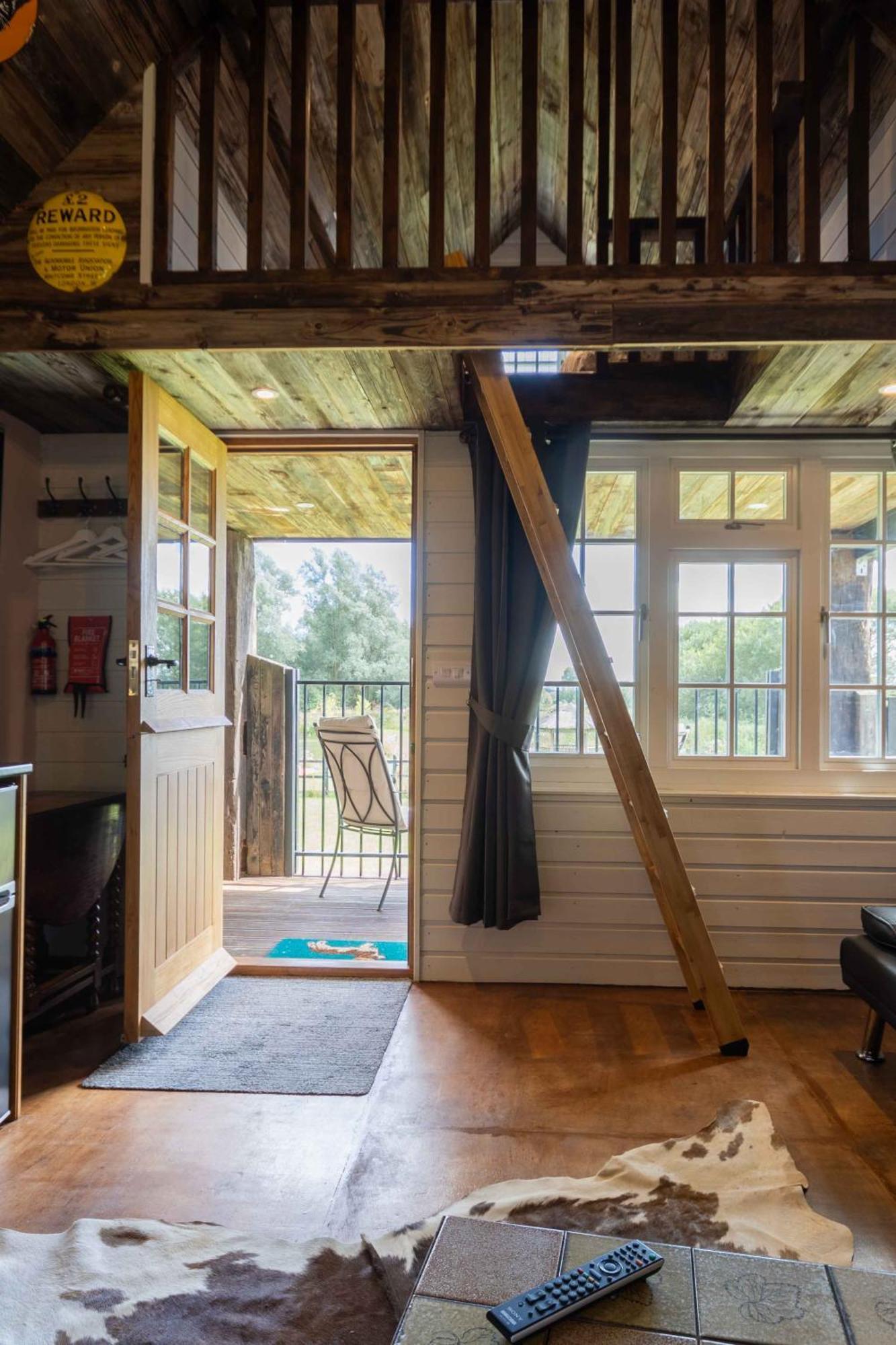Lake View Lodges Long Melford Exterior foto